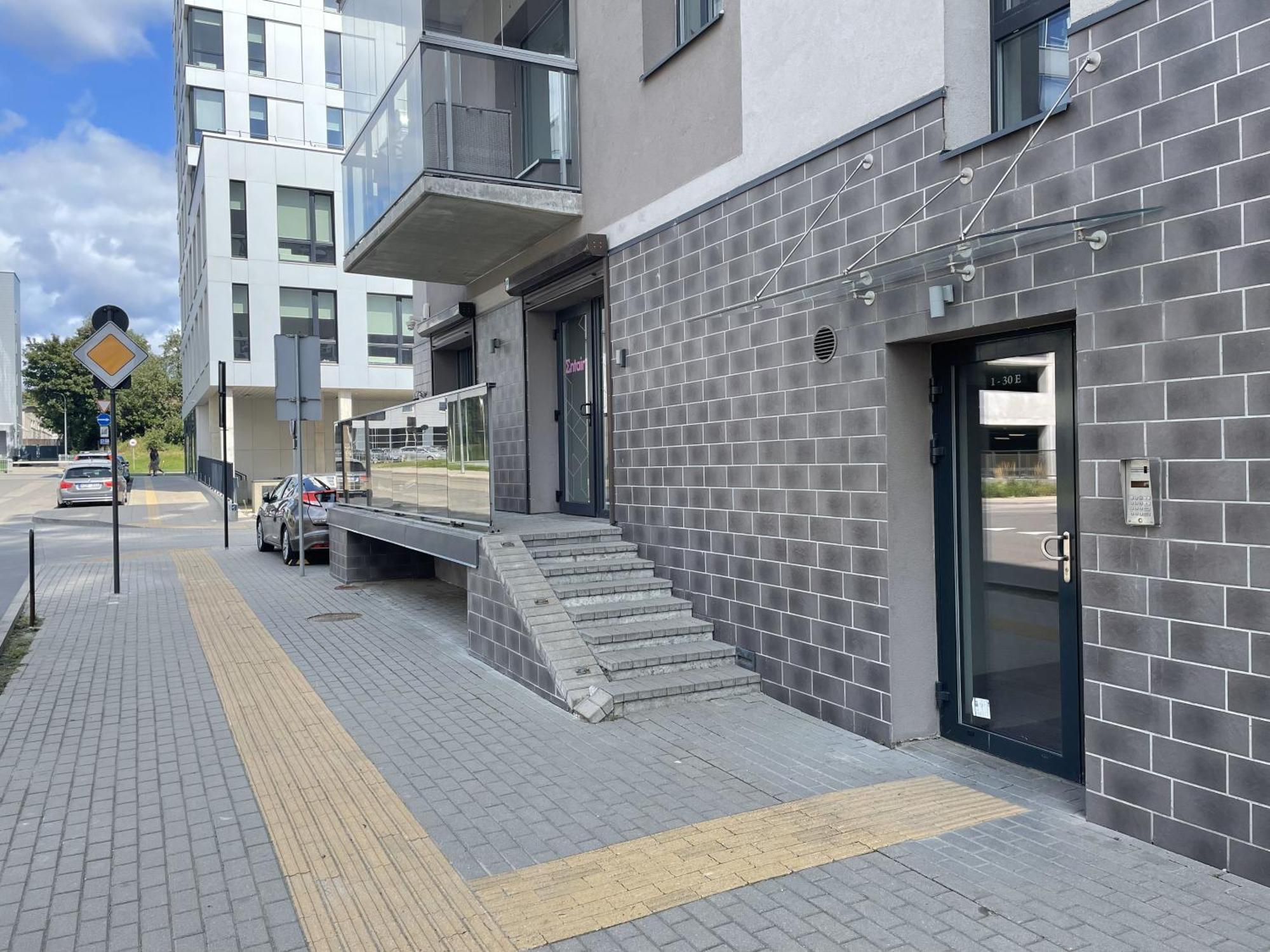 Your Home - Spacious Apartment In City Center, With Balcony & Self Check-In Аеропорт Вільнюс Екстер'єр фото