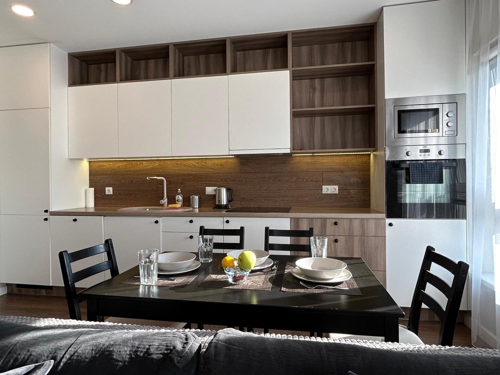 Your Home - Spacious Apartment In City Center, With Balcony & Self Check-In Аеропорт Вільнюс Екстер'єр фото